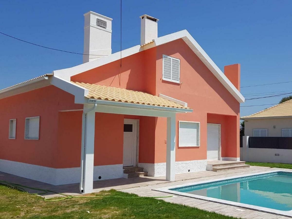 Family Villa Pool & Beach Caparica Luaran gambar